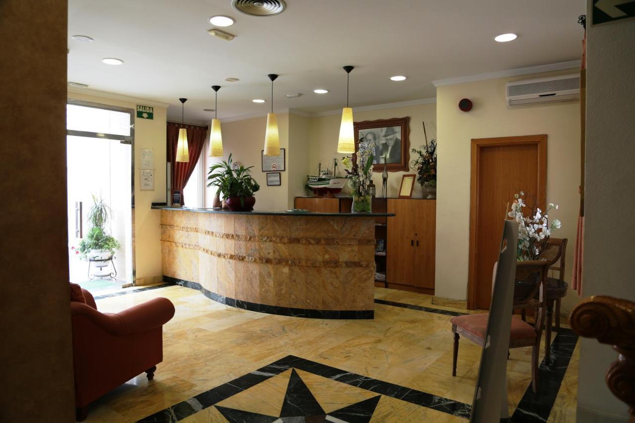 Hôtel Tio Felipe à Carboneras Extérieur photo